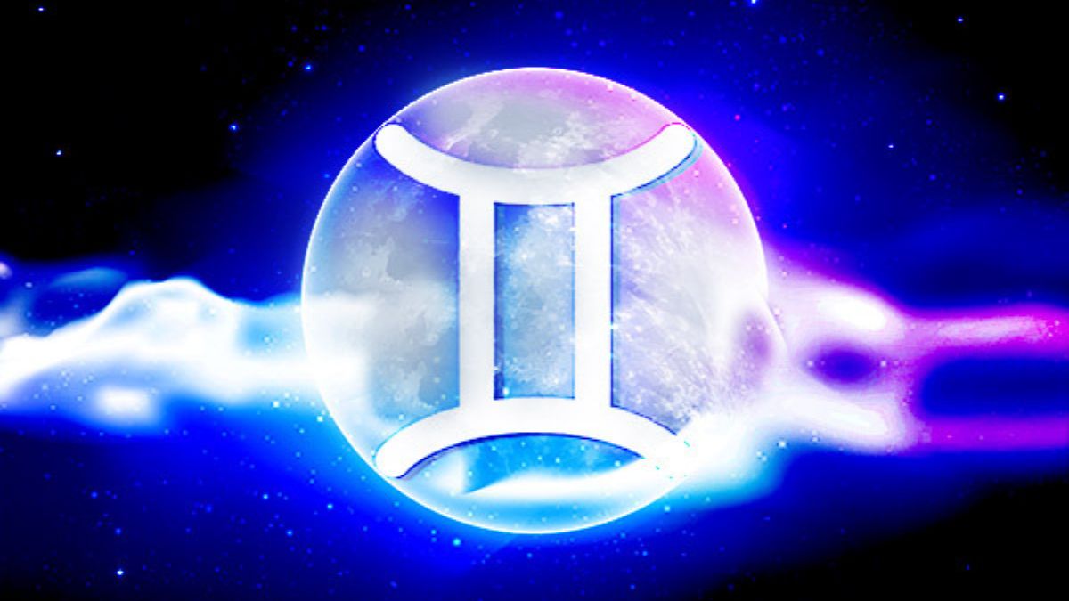Gemini Moon Vibes: Balance Social Buzz & Self-Care